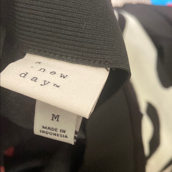 Target Black Midi Pencil Skirt for Casual Wear - Picture 4 of 4